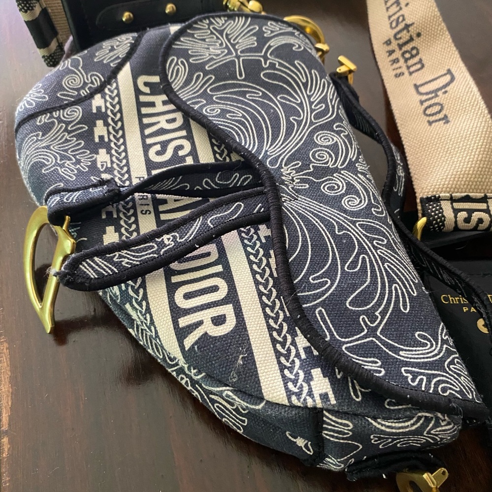 DIOR PURSE & DIOR SLIDES